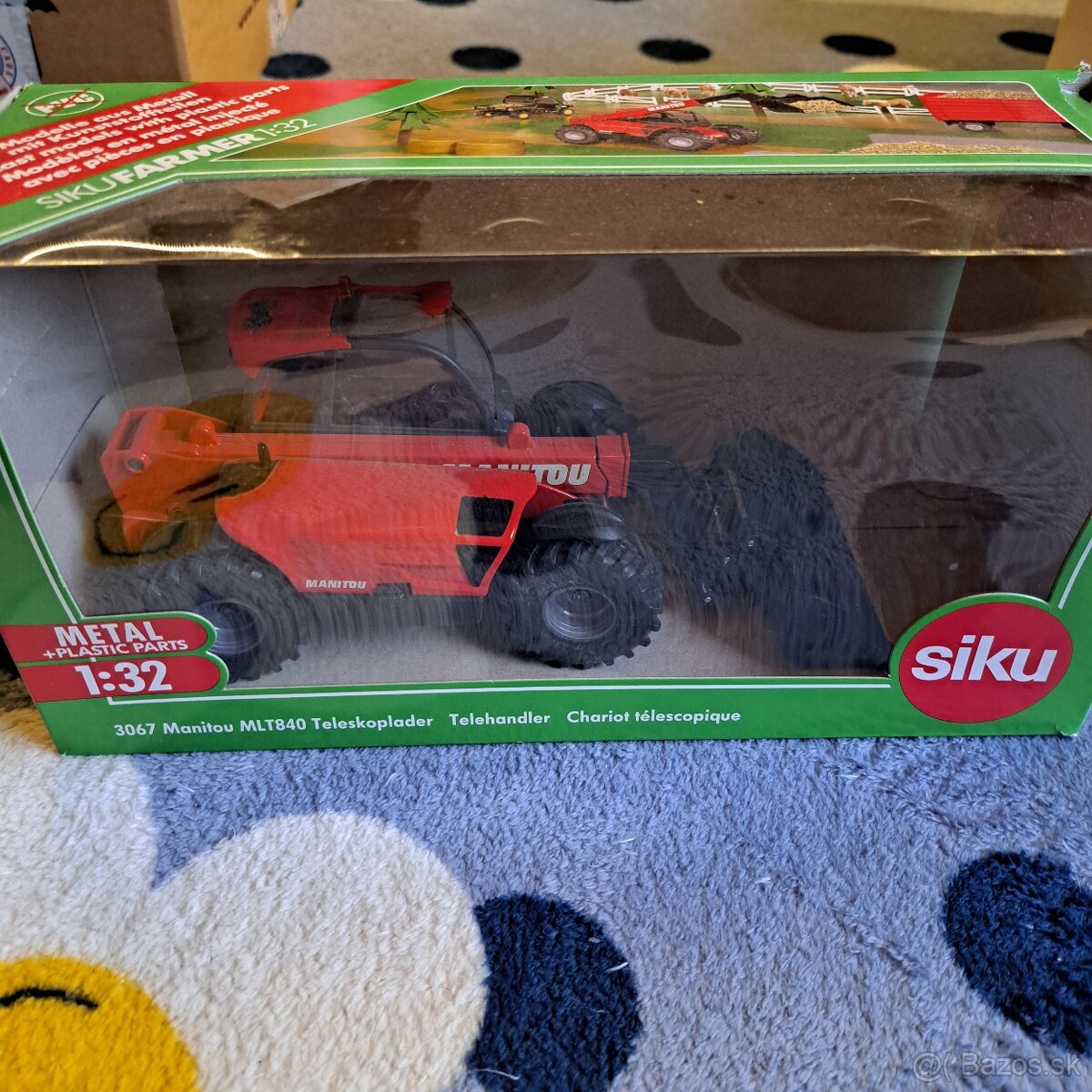 Predám rc traktor Johndeere - 9