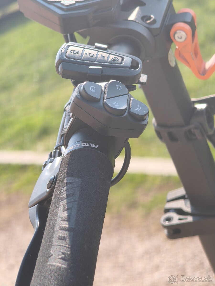 Kukirin G2 Master – elektrická kolobežka - 9