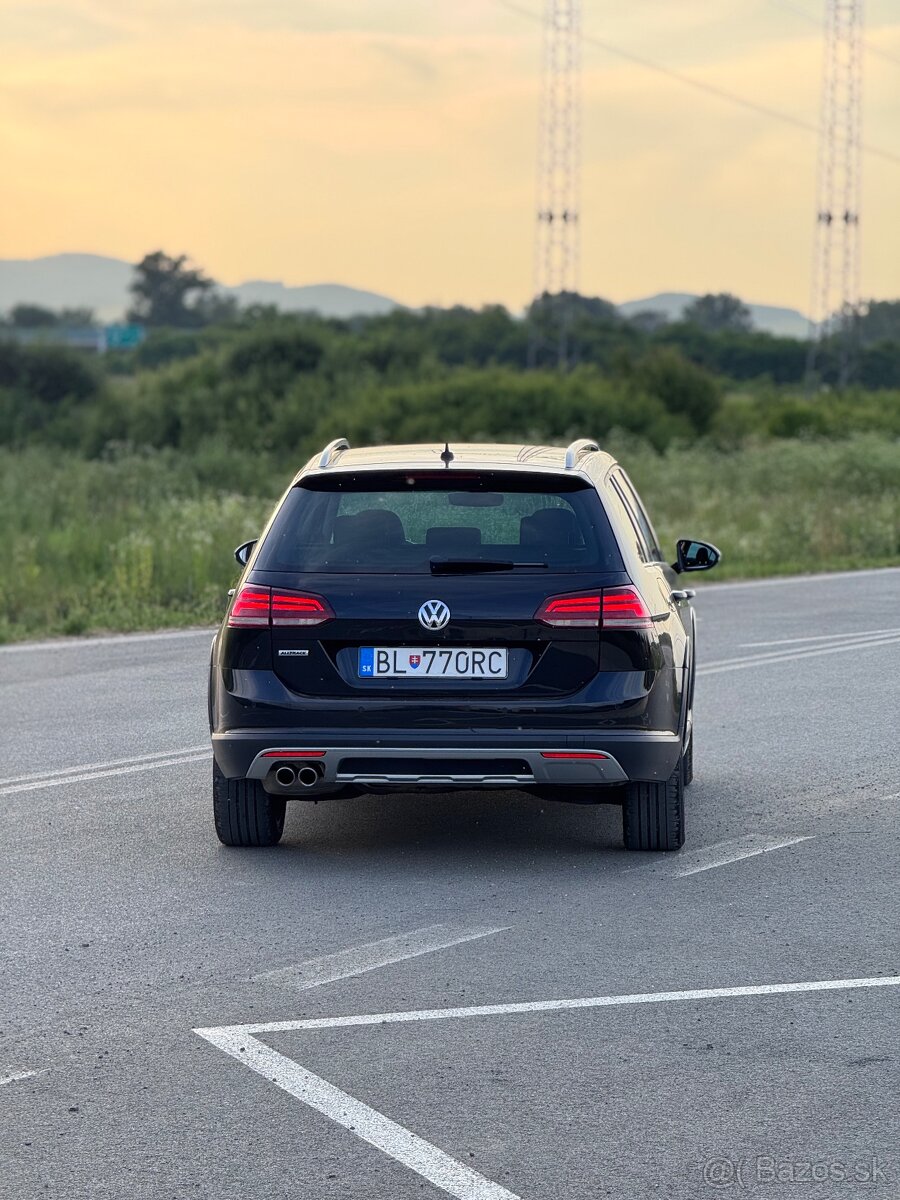 VOLKSWAGEN GOLF ALLTRACK 2.0 TDI DSG 4Motion - 9