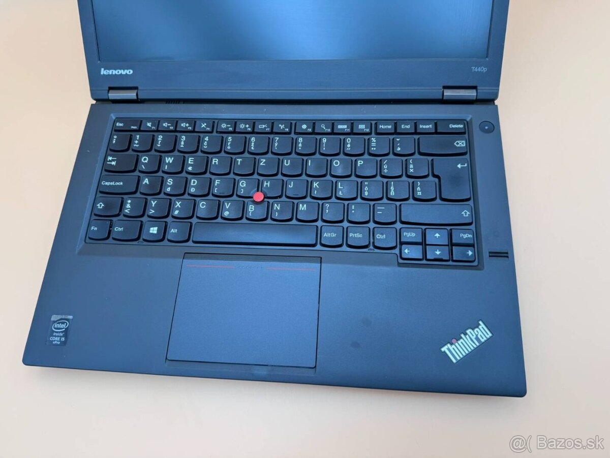 Notebook 14" Lenovo.Intel i5-4300M 2x2,60GHz.8gb ram.256SSD - 9