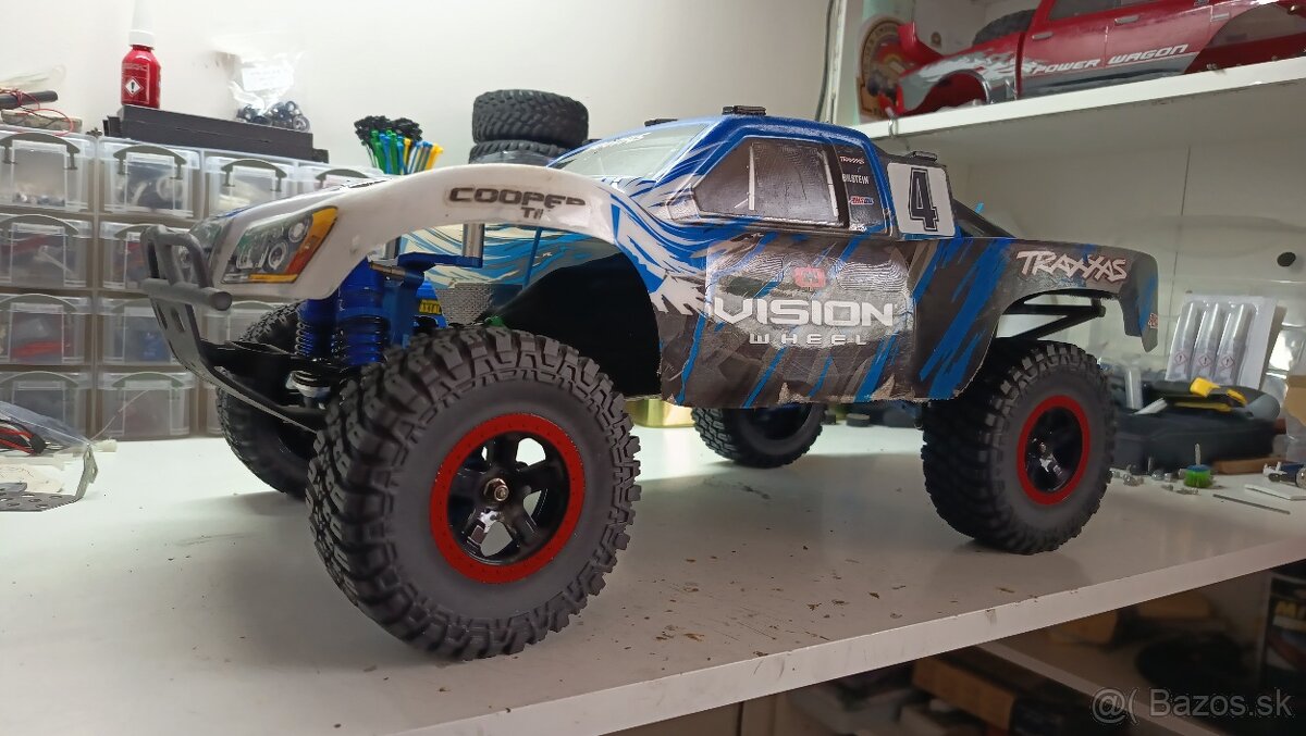 Traxxas slash 4x4 - 9