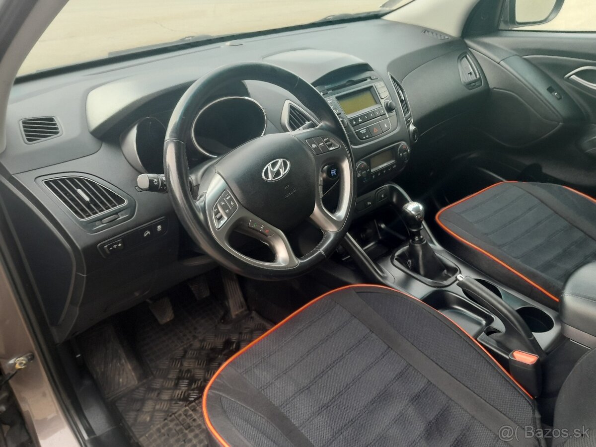 Hyundai ix35 - 9