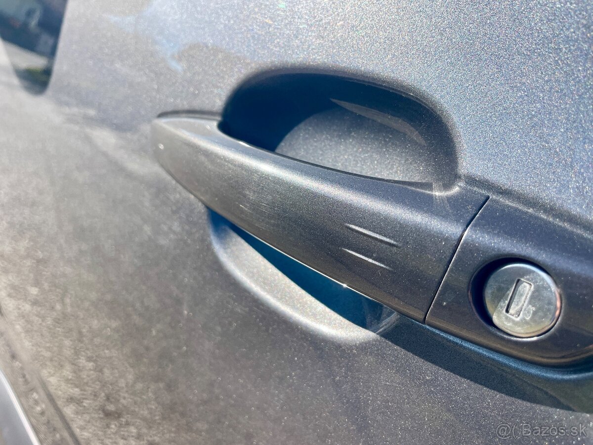 Opel Combo Life 1.2 96KW AT8 - 9