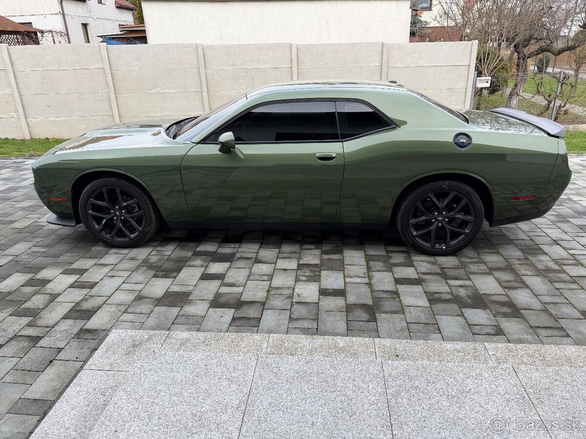 Dodge Challenger 2021r 3.6 SXT - 9