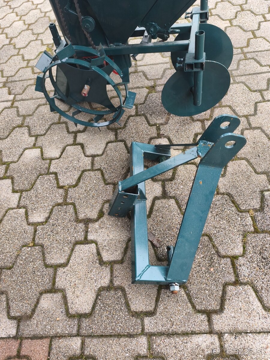 Sadzač zemiakov - 9