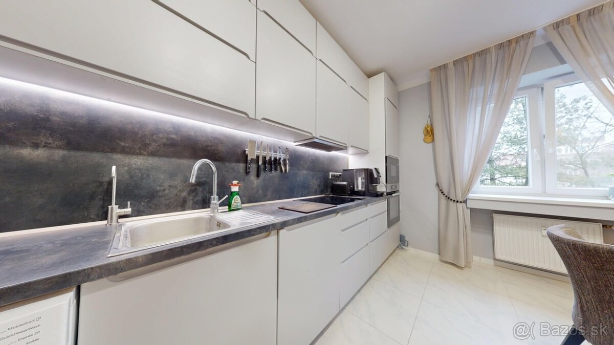 Luxusný 2i. byt 67m, centrum, Šancová ul., kompl. RŠ, TOP - 9