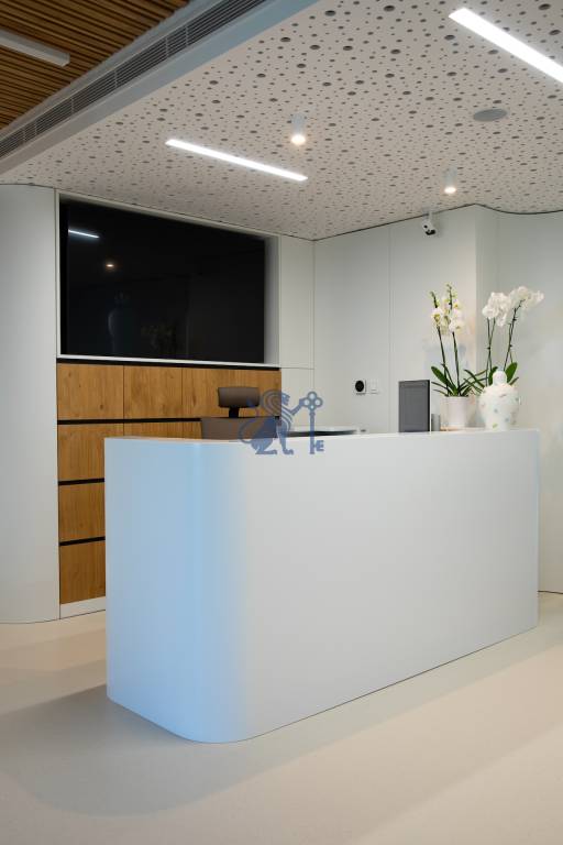 Kompletne zariadená ambulancia, Záhorská Bystrica - 9