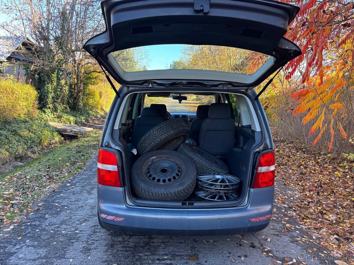 Volkswagen Touran 1.9 TDI 77 kW – DSG - 9