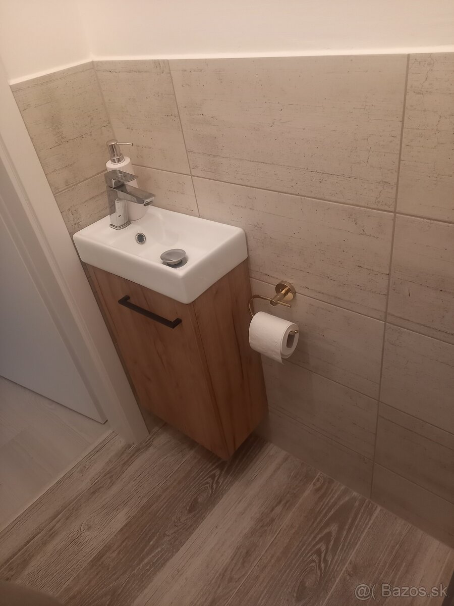 Predám byt 62m2; záhrada 53m2,parkov.miesto, RAJKA Maďarsko - 9