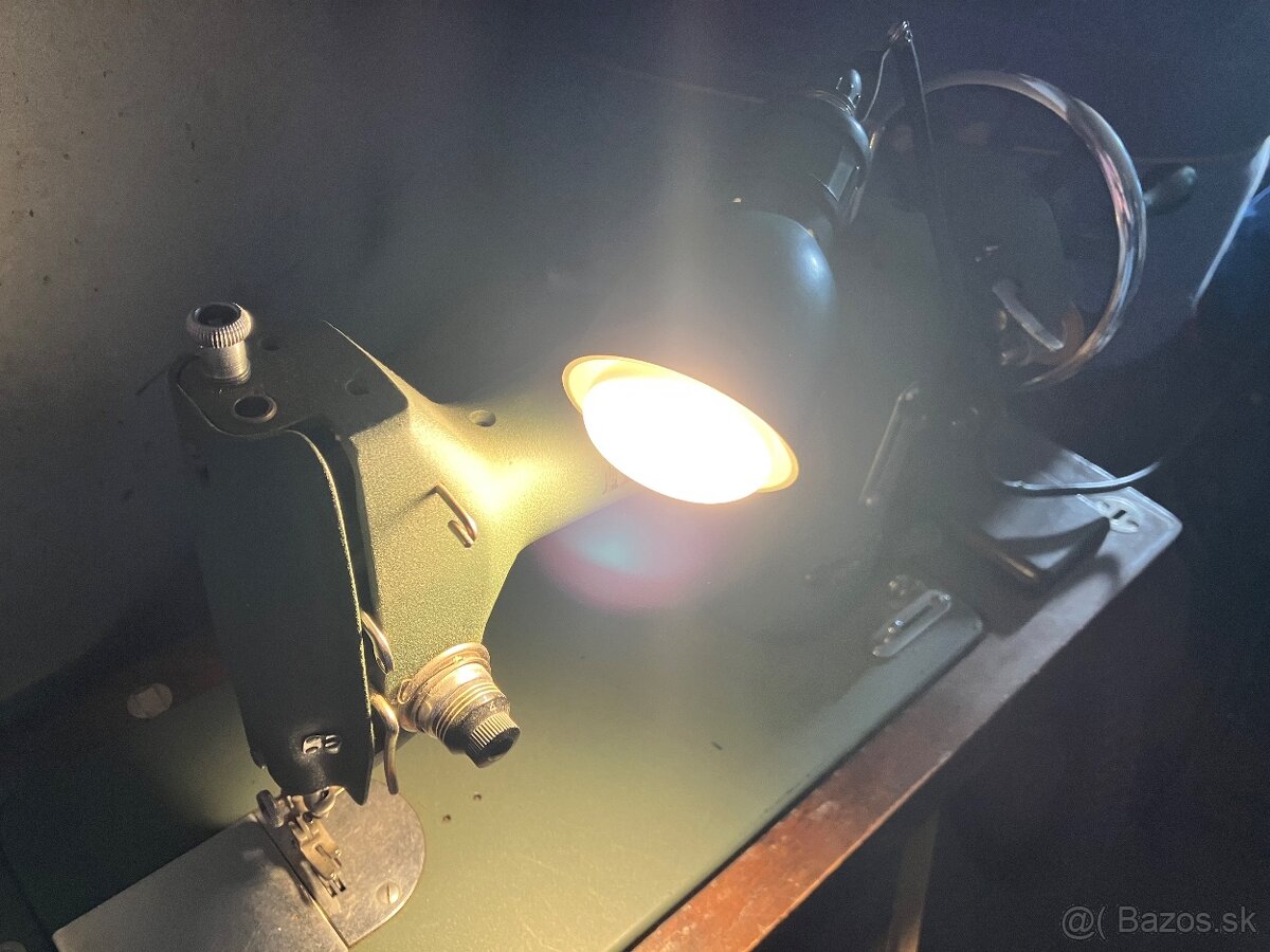 Husqvarna manualny sijaci stroj - 9