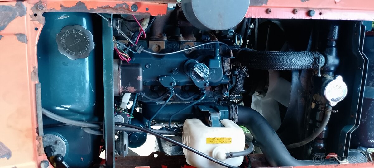 Predam malotraktor kubota l2202dt 4x4 - 9