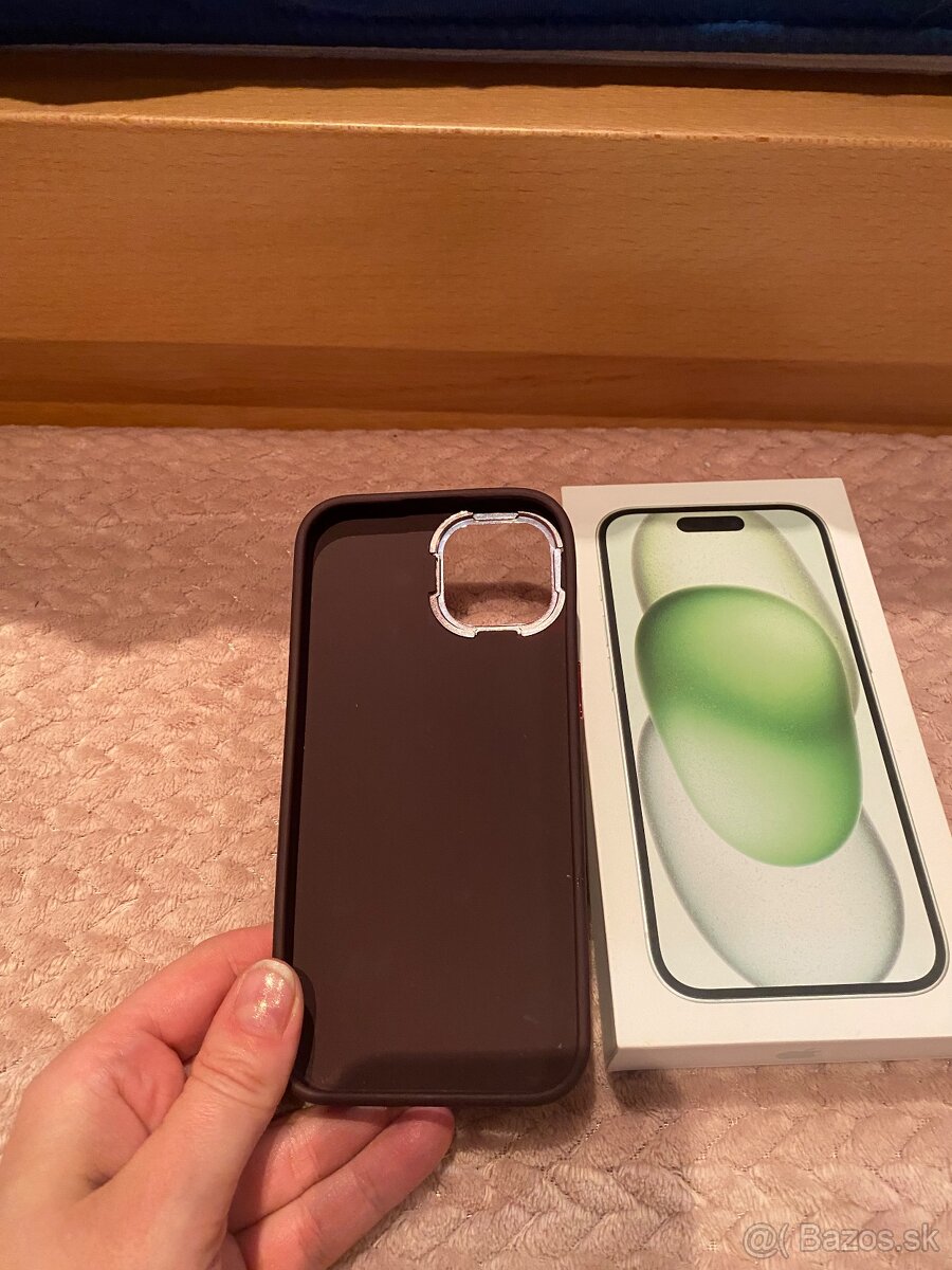 iPhone 15 Green 125G - 9
