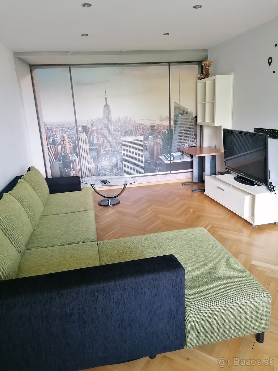 Prenájom 3 izbového bytu NZ - 9