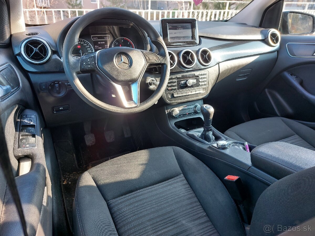 Mercedes-Benz B180cdi - 9