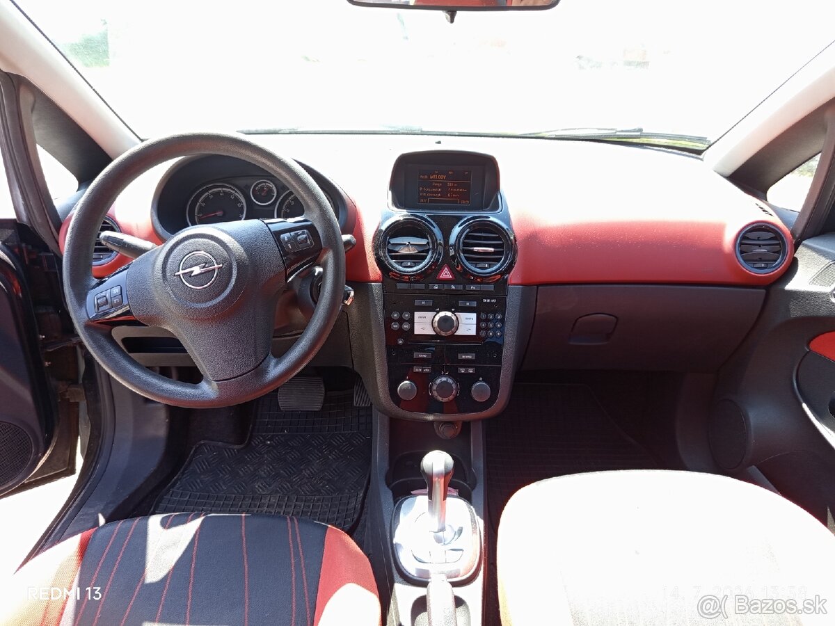 Opel Corsa 1.2 benzín AUTOMAT - 9
