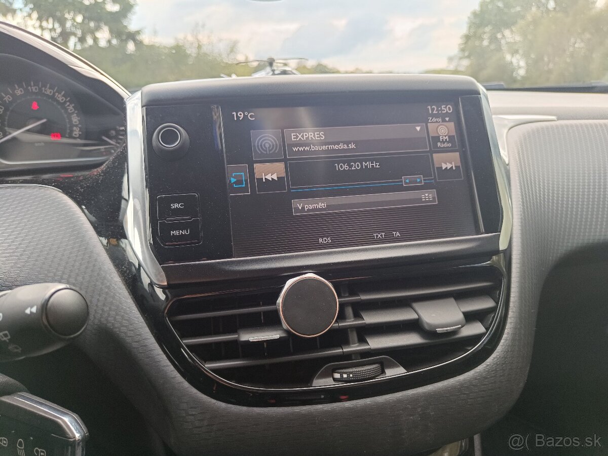 Peugeot 2008 1.2 PureTech Style SUV - 9