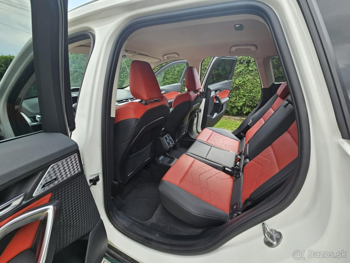 Predám BMW X1 SUV/Combi 115kw Automat - 9