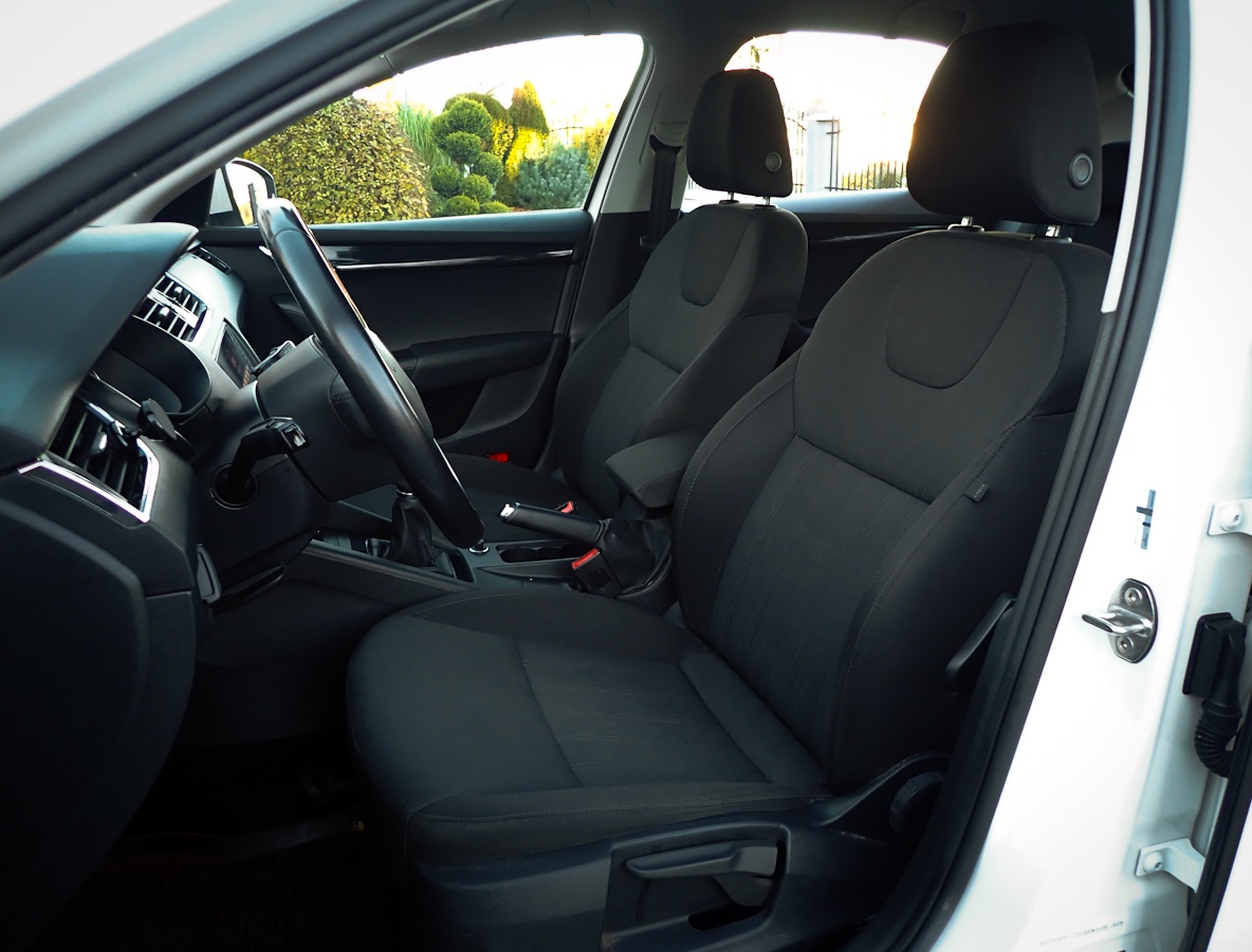 ŠKODA OCTAVIA 3 SEDAN 1.6 TDI 85kW FULL LED-Facelift-2018 - 9