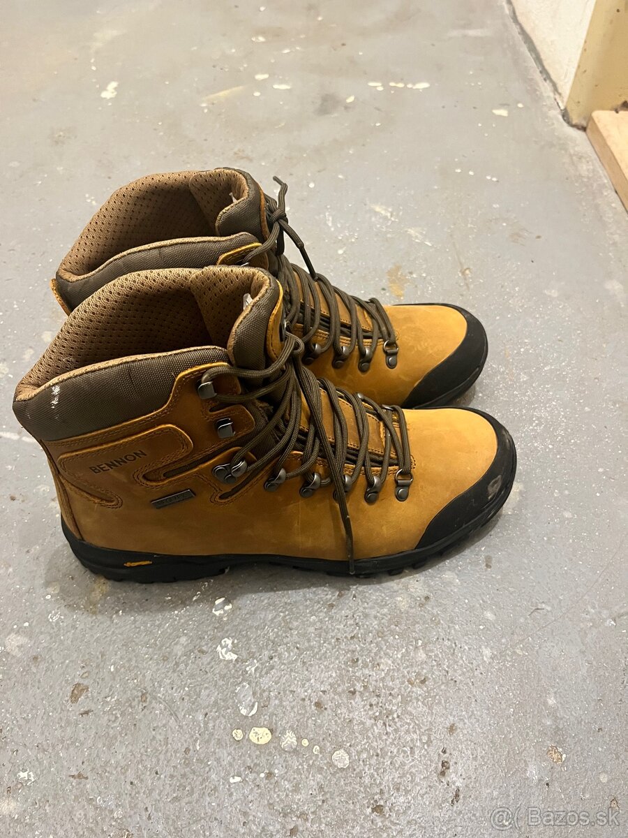 BENNON TERENNO High - 9