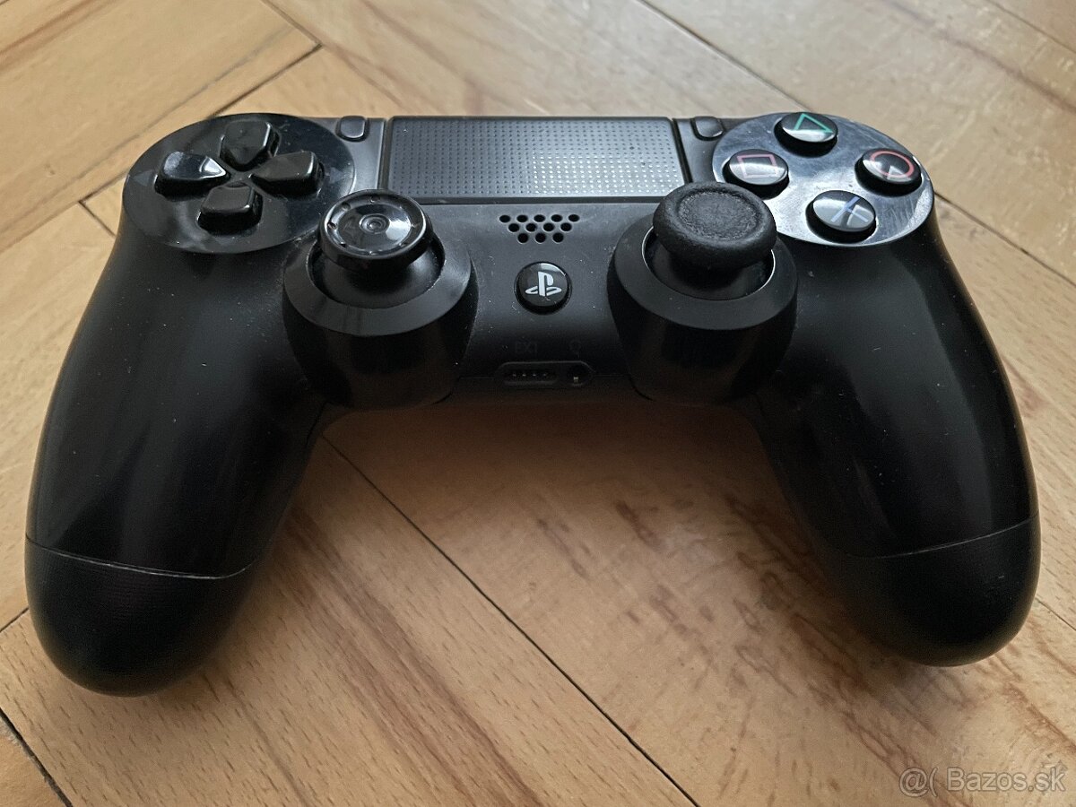 PS4 SLIM 1TB (2 ovladace / 3 hry) - 9