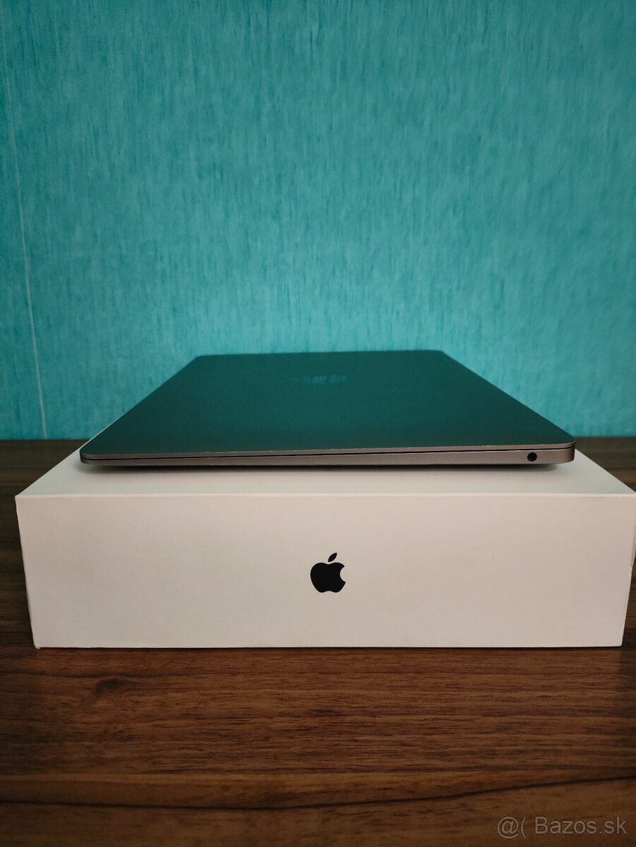 Apple MacBook Air 2020 – i3 / 8GB / 256GB - 9