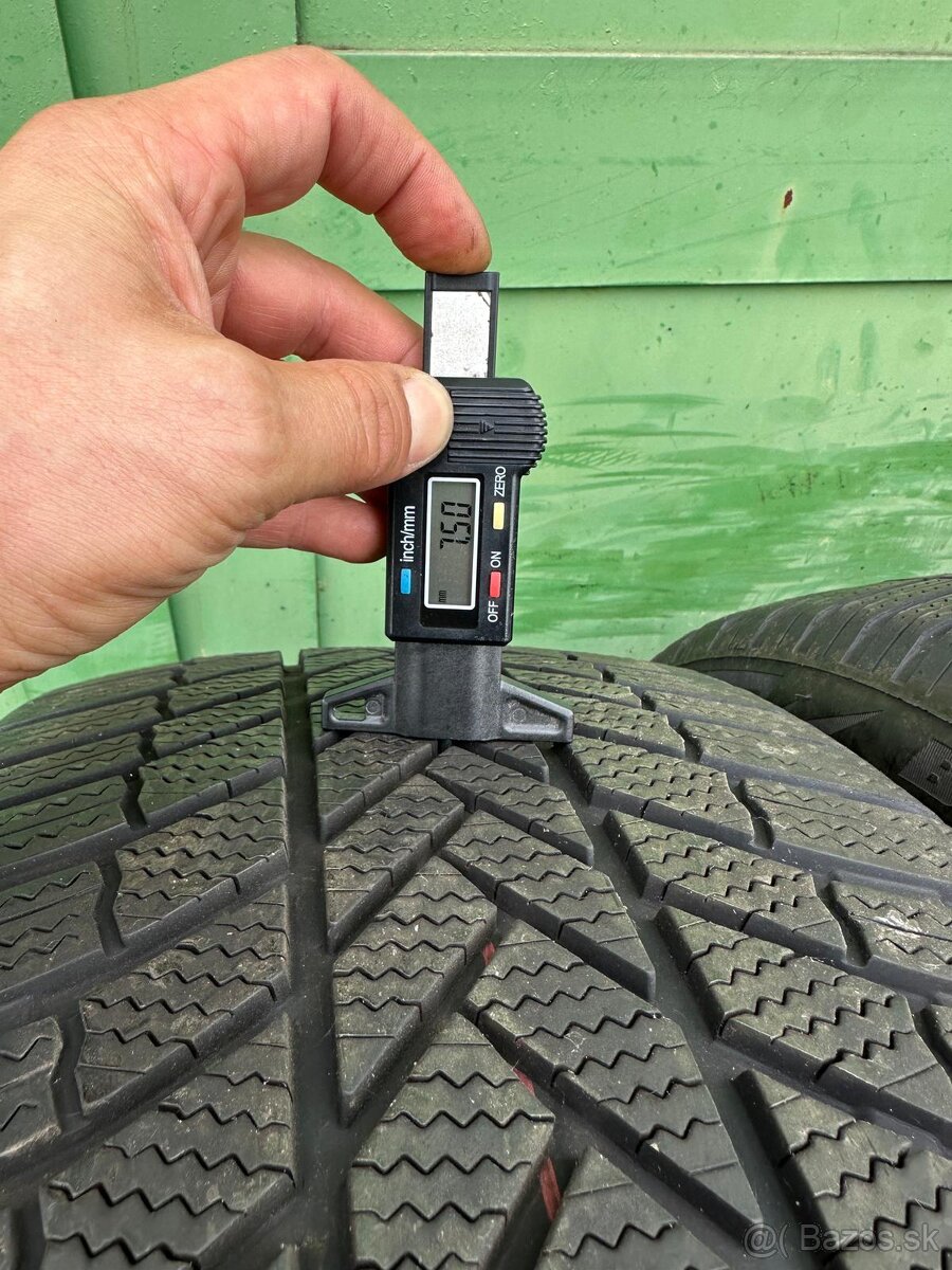 Zimné pneumatiky Bridgestone 275/45R21 - 9