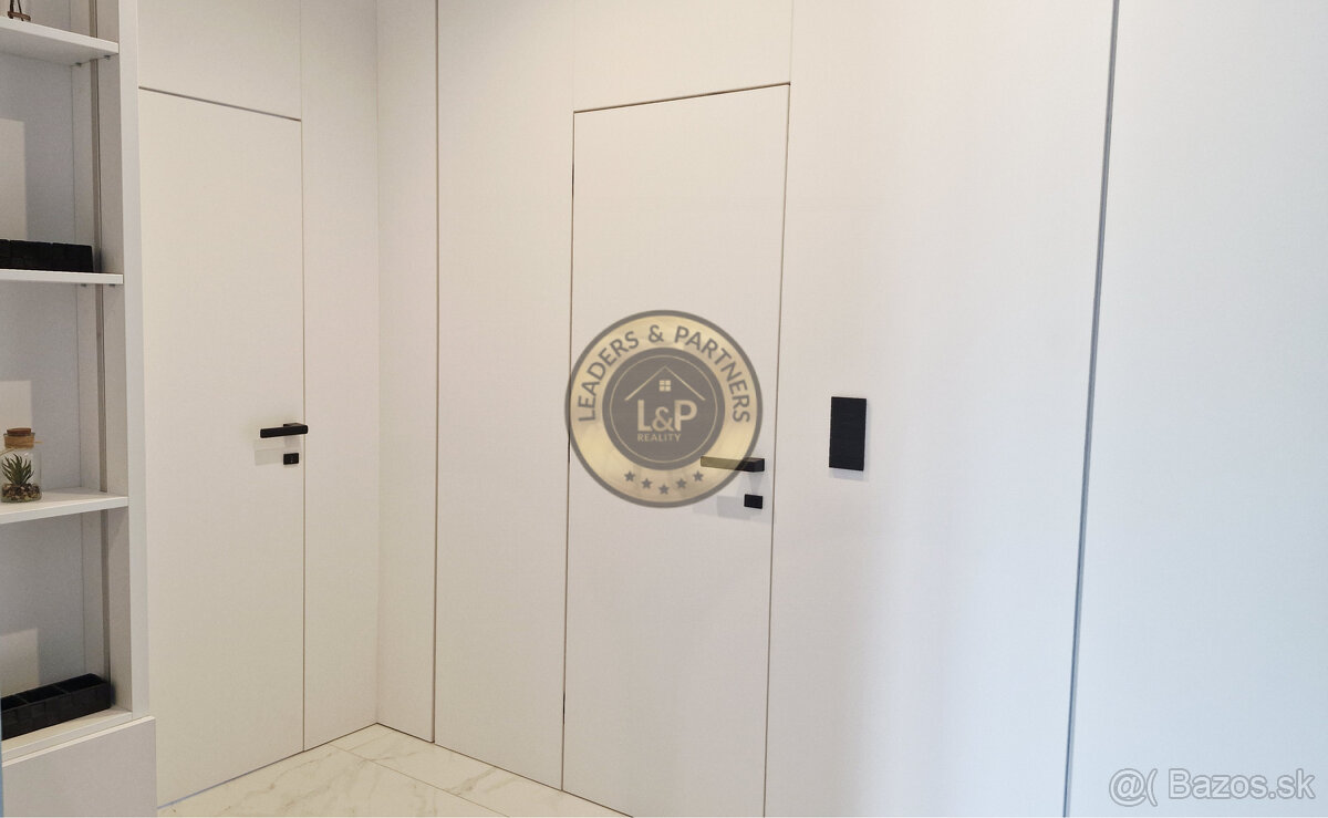 Na prenájom luxusne zariadený 2-izbový byt v Michalovciach, - 9