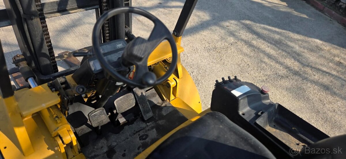 Vysokozdvižný vozík CATERPILLAR GP30 LPG - 9