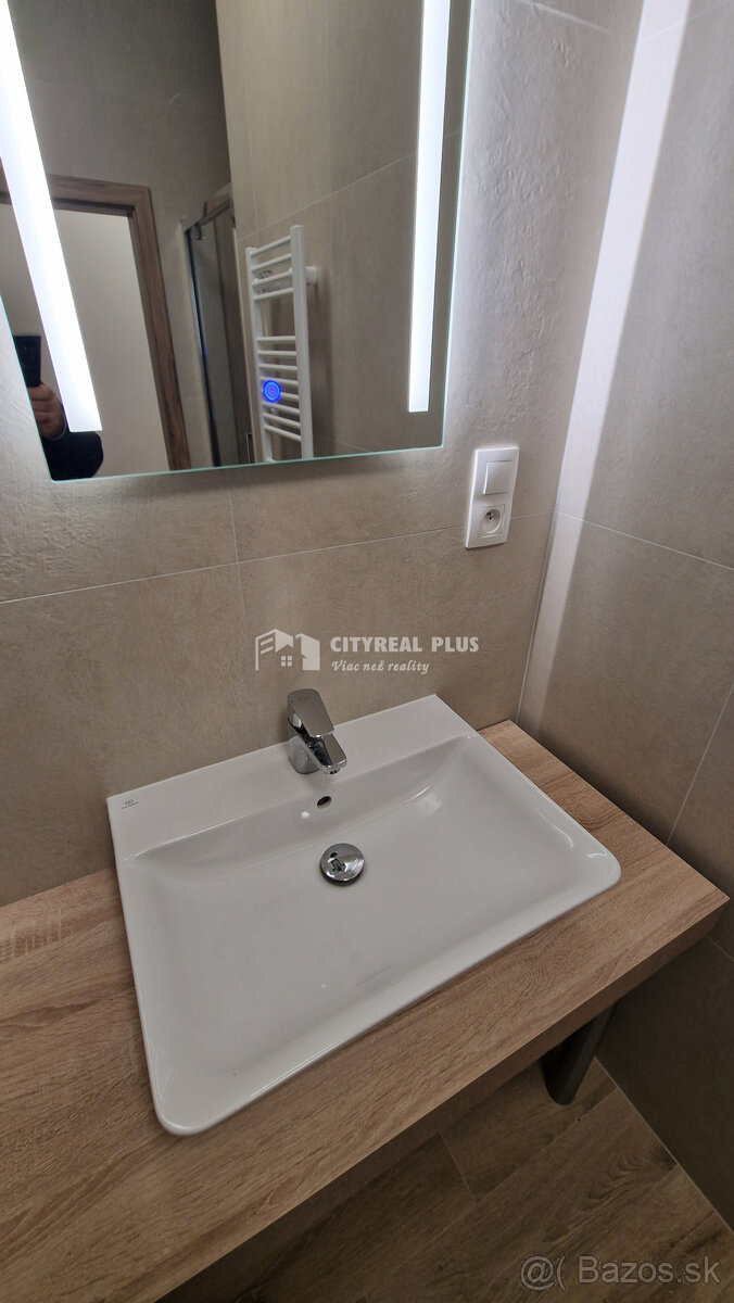 NA PRENÁJOM LUXUSNÝ 3 IZBOVÝ BYT SOHO NOVÉ ZÁMKY - 9