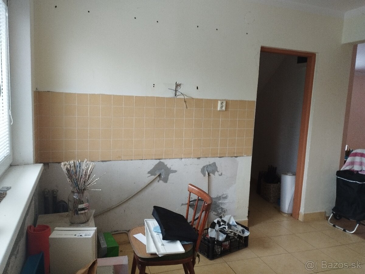 Predám rodinný dom Martin-Strane - 9