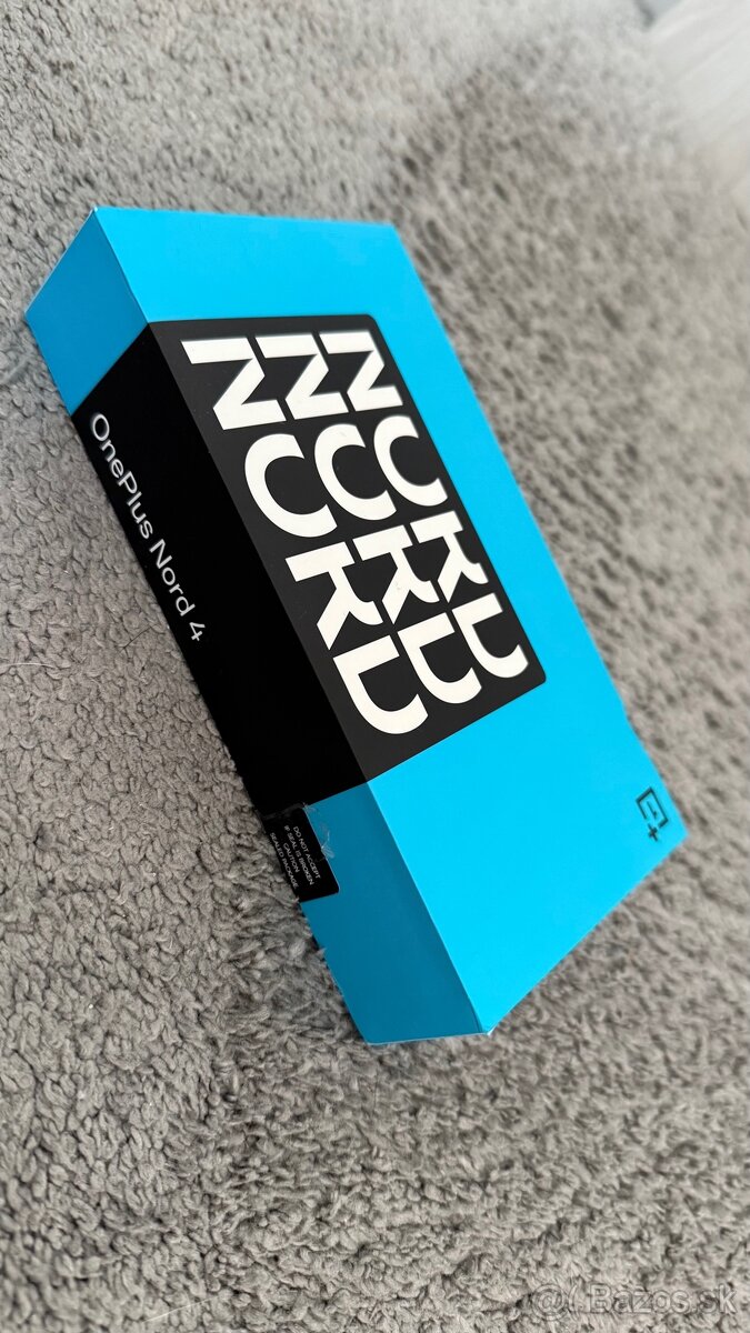 One Plus Nord 4 12GB / 256GB - 9