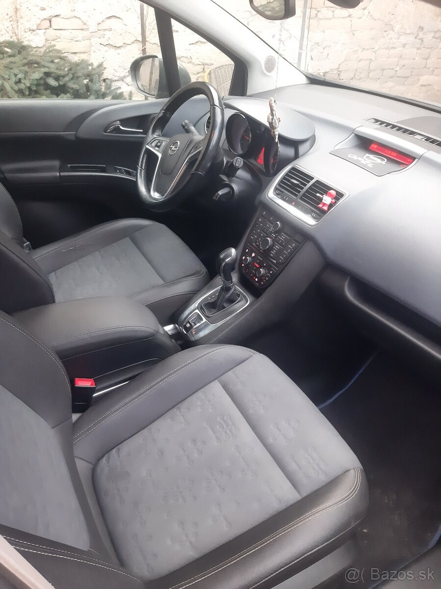 Opel Meriva b 2010 - 9
