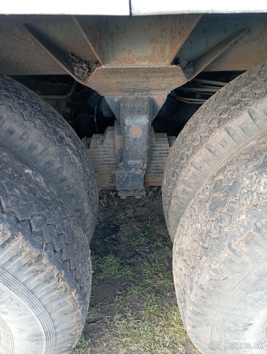 Tatra 148 cas 32 Nová STK - 9