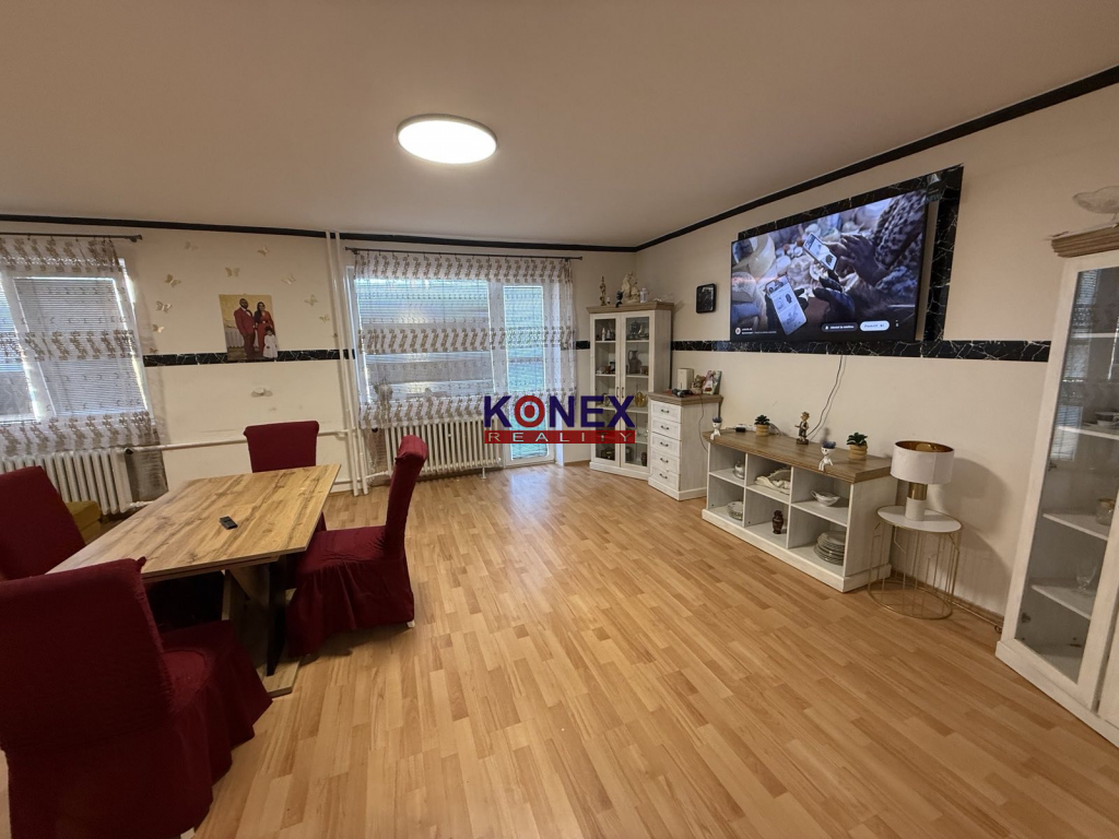 NA PREDAJ – rodinný dom Leles - 9