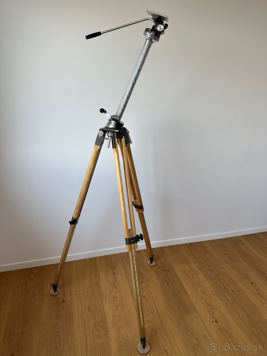 Drevený statív (Meopta/Pentacon) - robustný a stabilný - 9