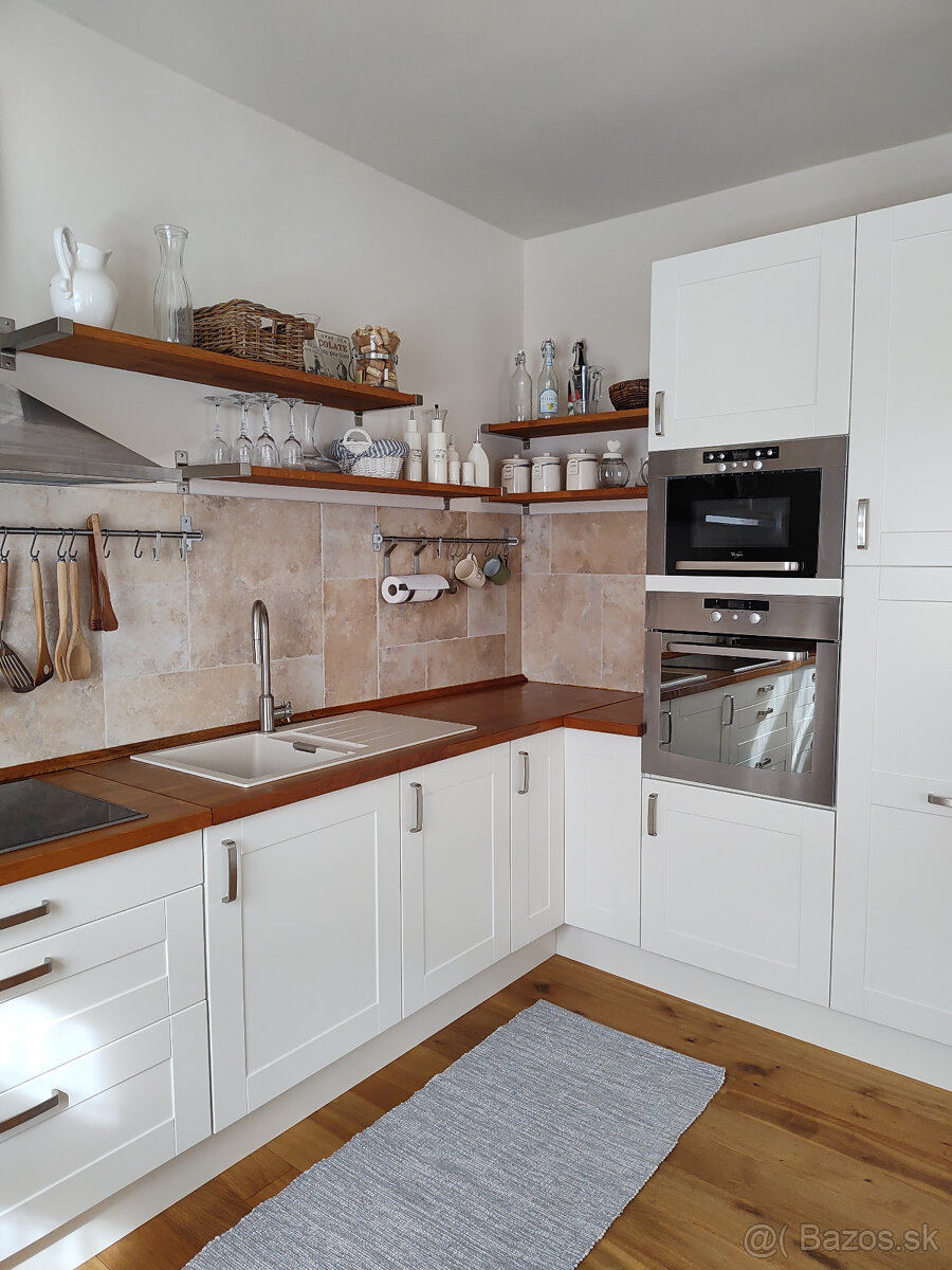 PRENÁJOM: 2 izbový byt, BA I - Staré mesto, Žabotova ulica - 9