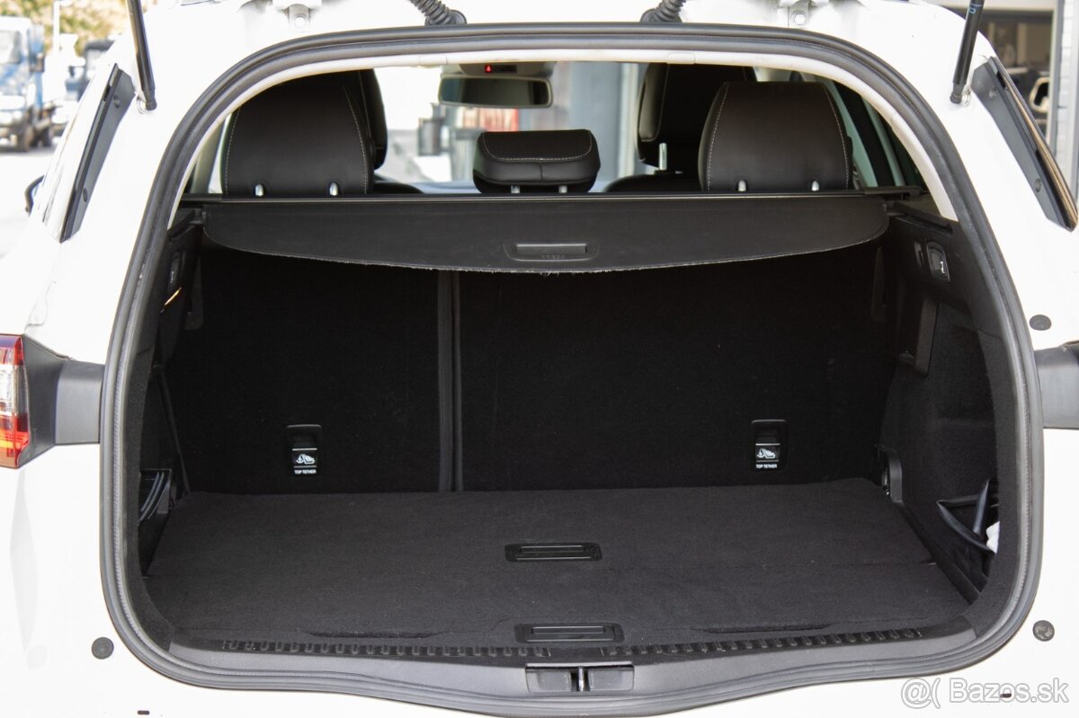 Renault Mégane Grandtour Energy TCe 130 BOSE 97kW 12/2017 - 9