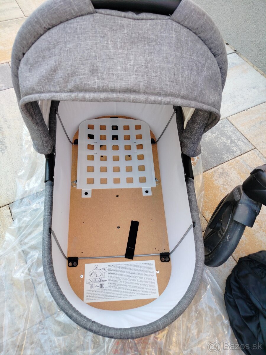 3-kombinácia kočík Bebetto Nico 2019 vrátane doplnkov - 9