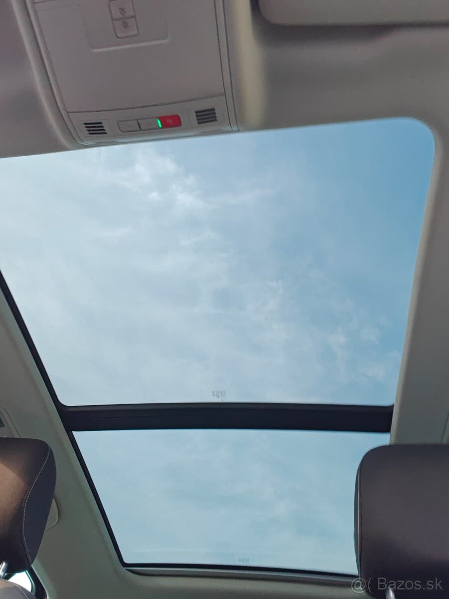 Volkswagen Golf 2.0 TDI Highline DSG -150k- 2019 - 9