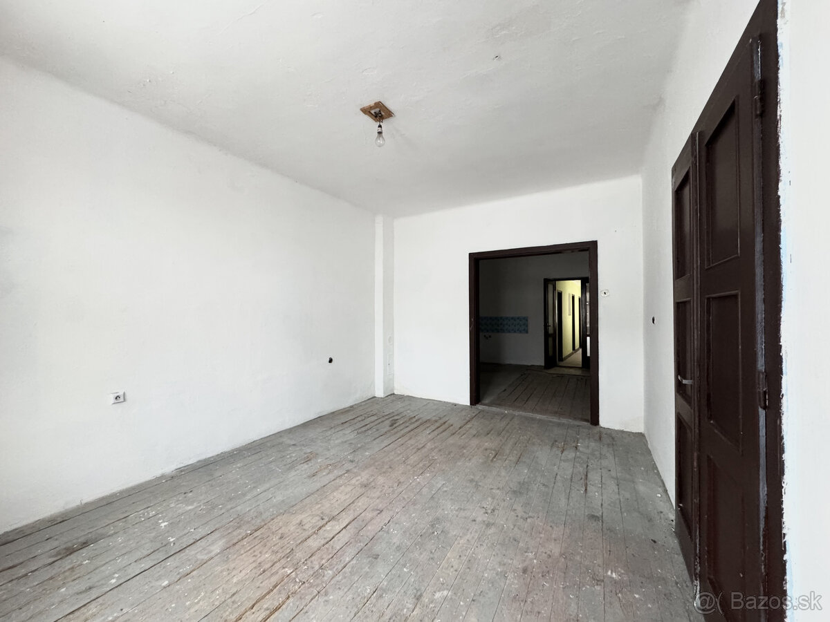 Na predaj staromestský dom v centre Kysuckého Nového Mesta - 9