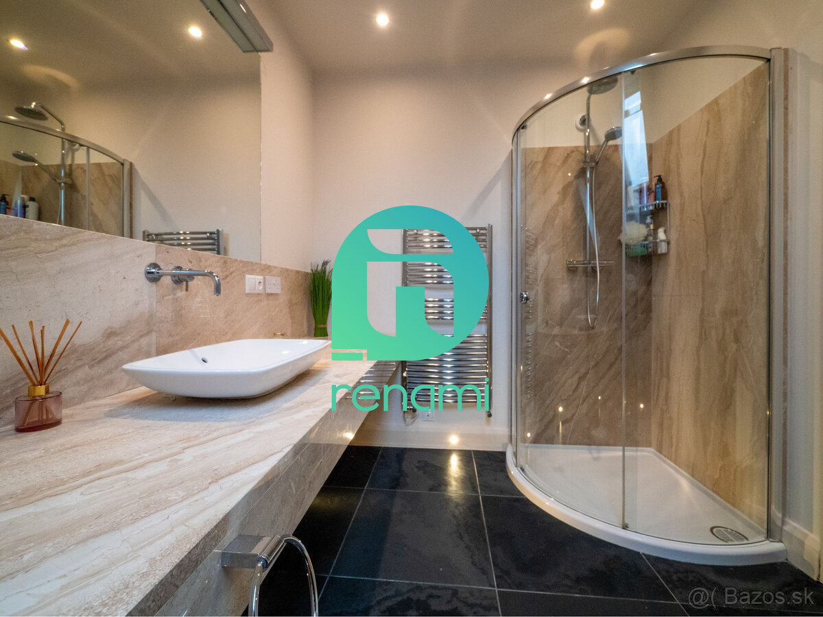 Dom s výhodami rezortu: bazén, vírivka, lounge bar a 7 izieb - 9