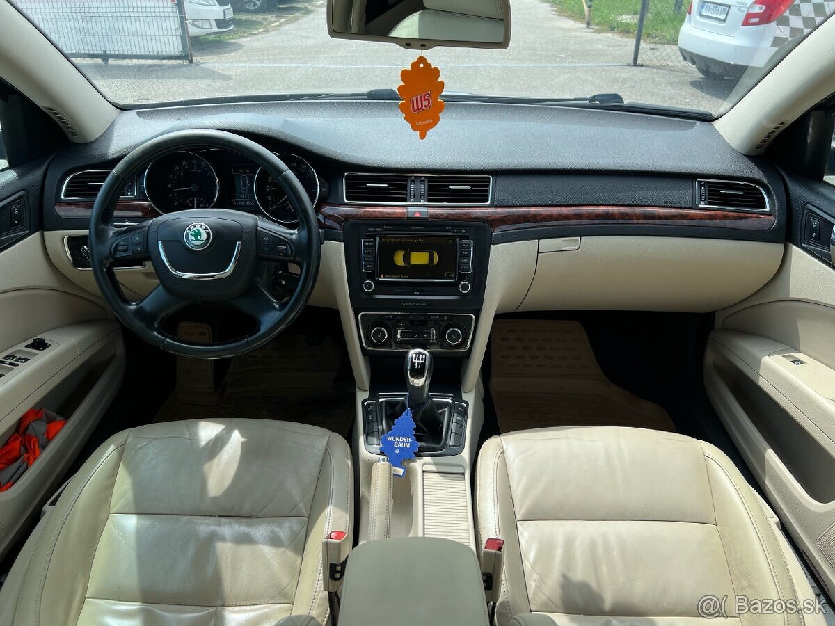 Škoda Superb 1.6TDI diesel, 77kW, MT/5, rok:03.2011. - 9