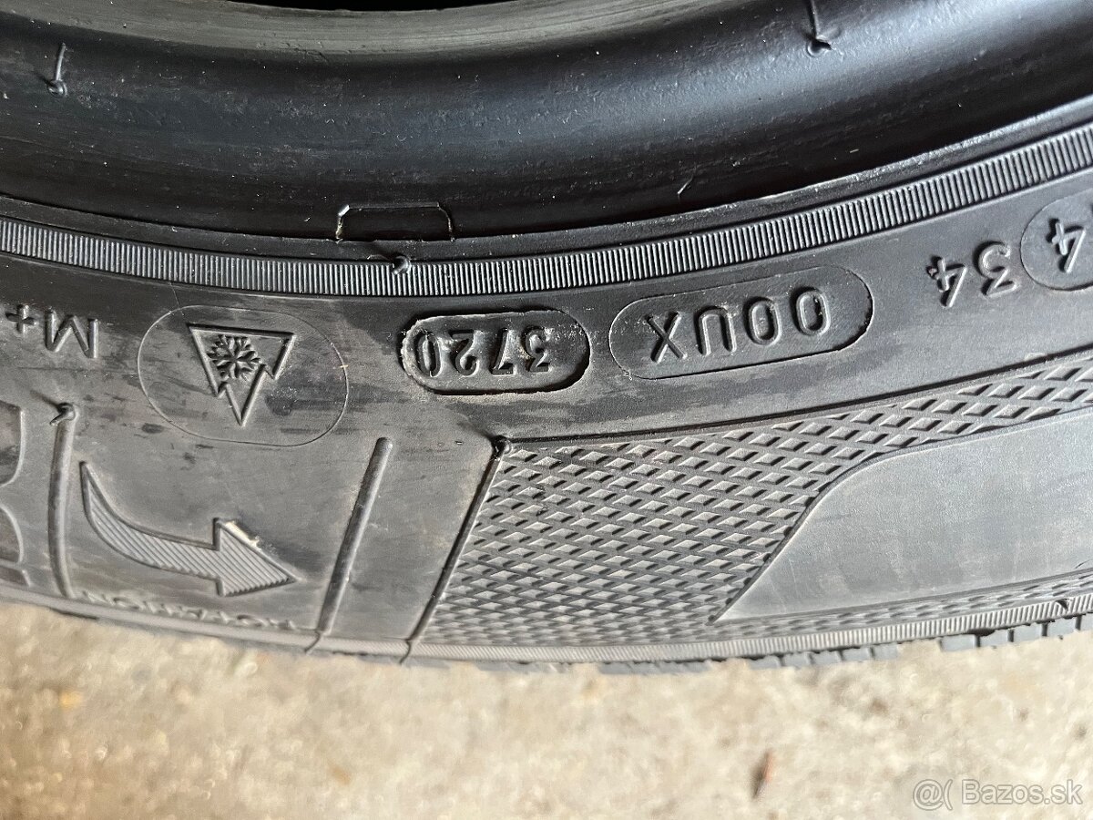 215/70R15C Kleber zimne - 9