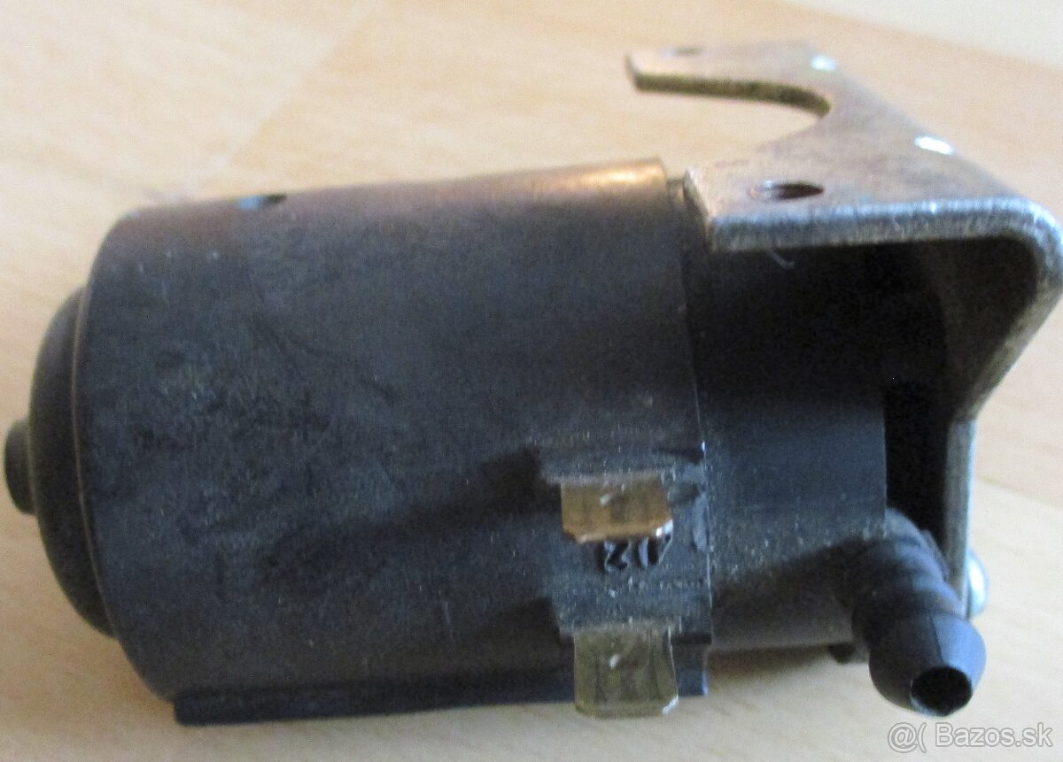 motorček ostrekovačov - 9