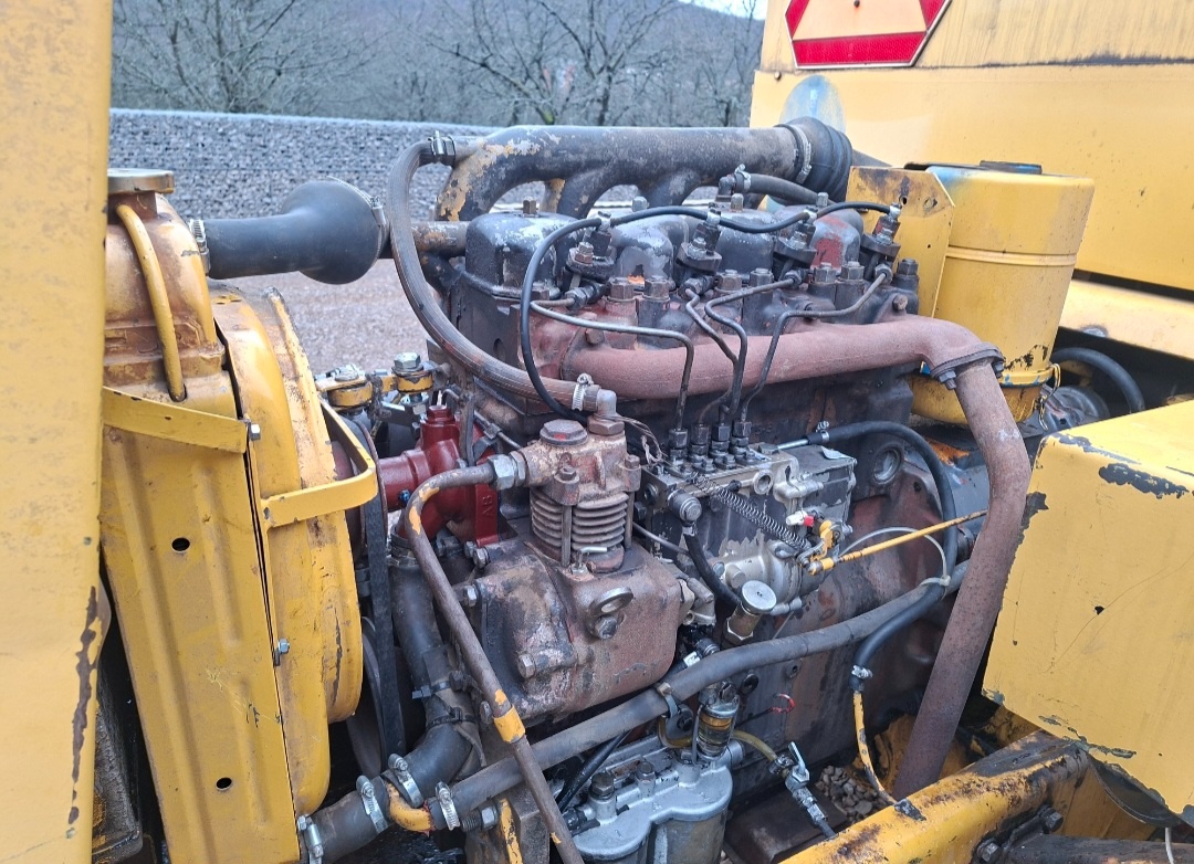 Hon UN 053.2 4x4 - 9