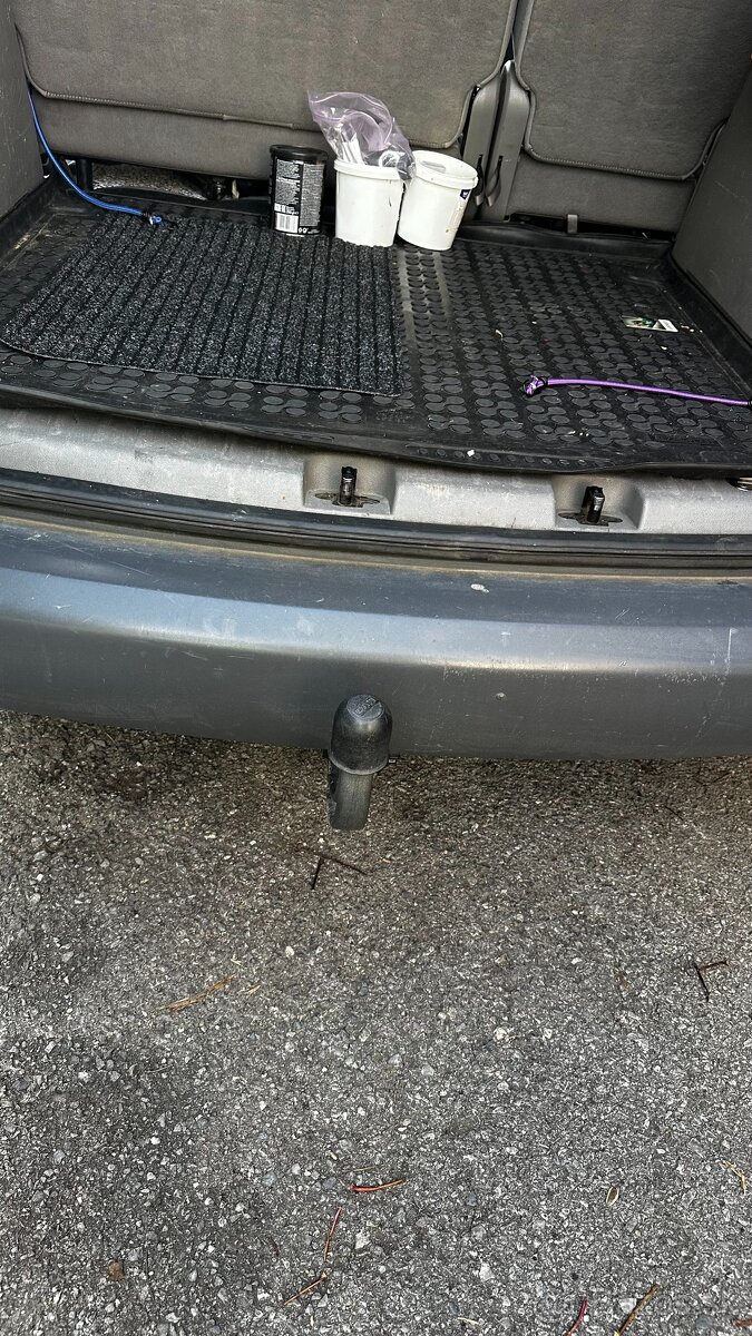 Volkswagen Caddy Life 1.9 TDI 77kW - 9