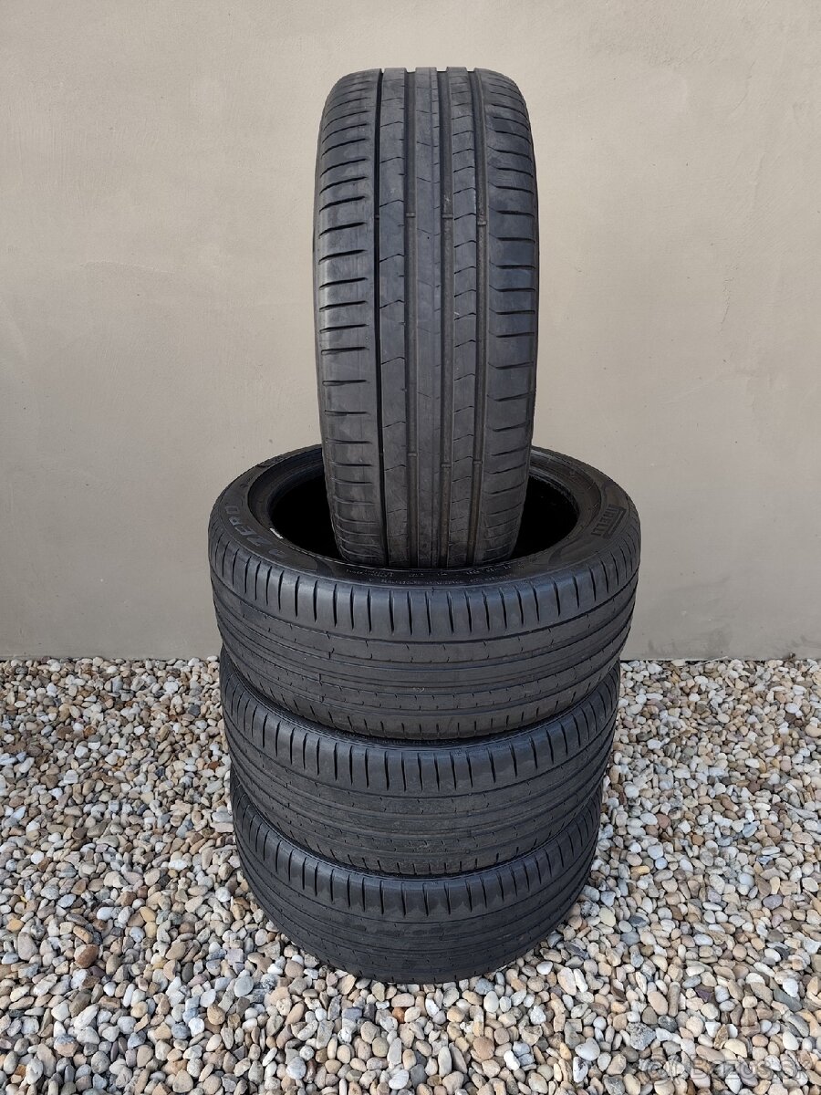 Letné pneumatiky Pirelli 245/40R19 - 9