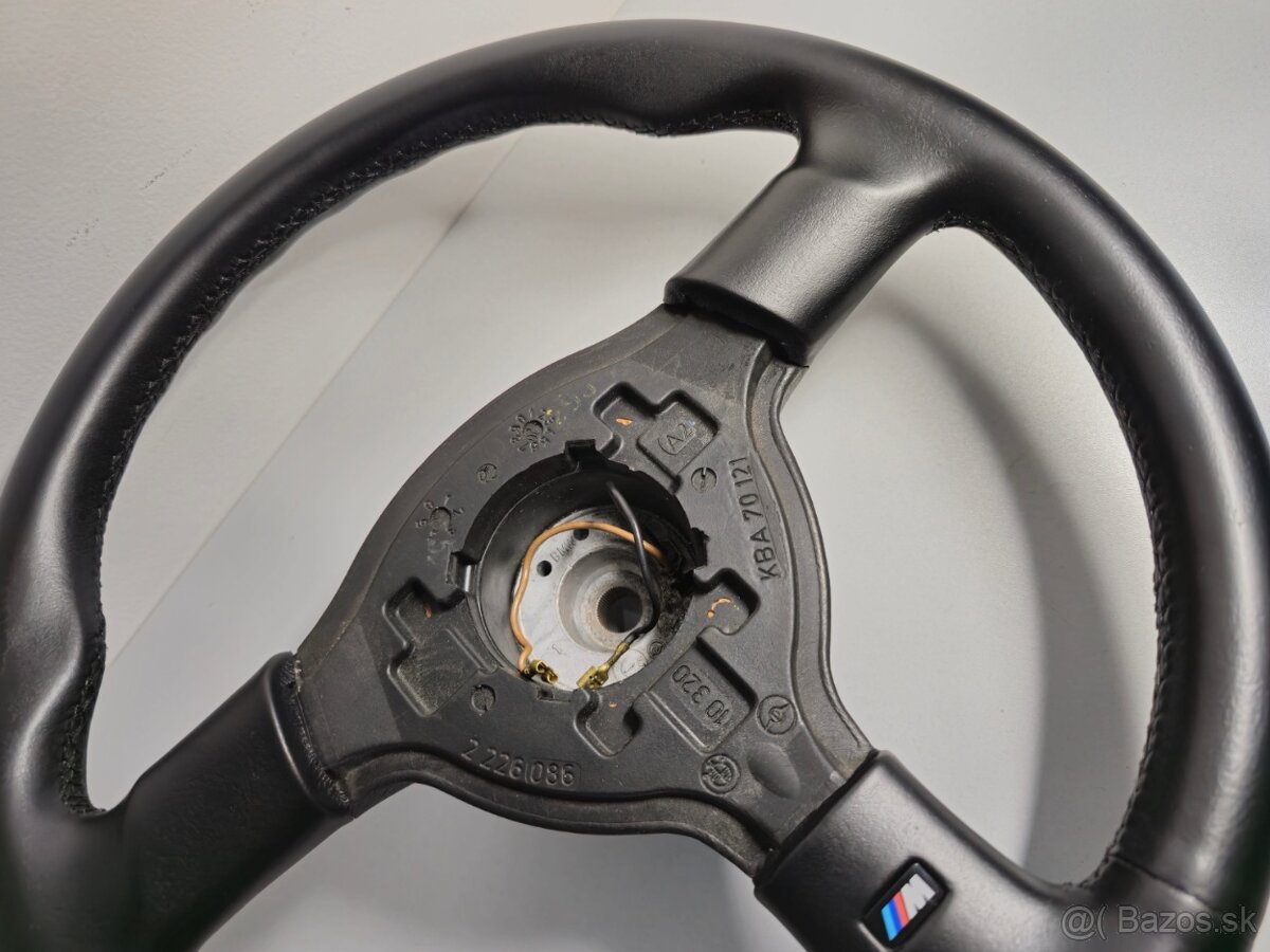 M-packet M-tech BMW volant e30 - 9