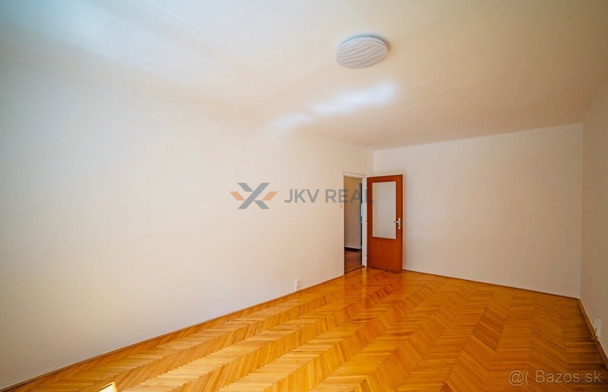 Na predaj priestranný 2-izbový byt - 9