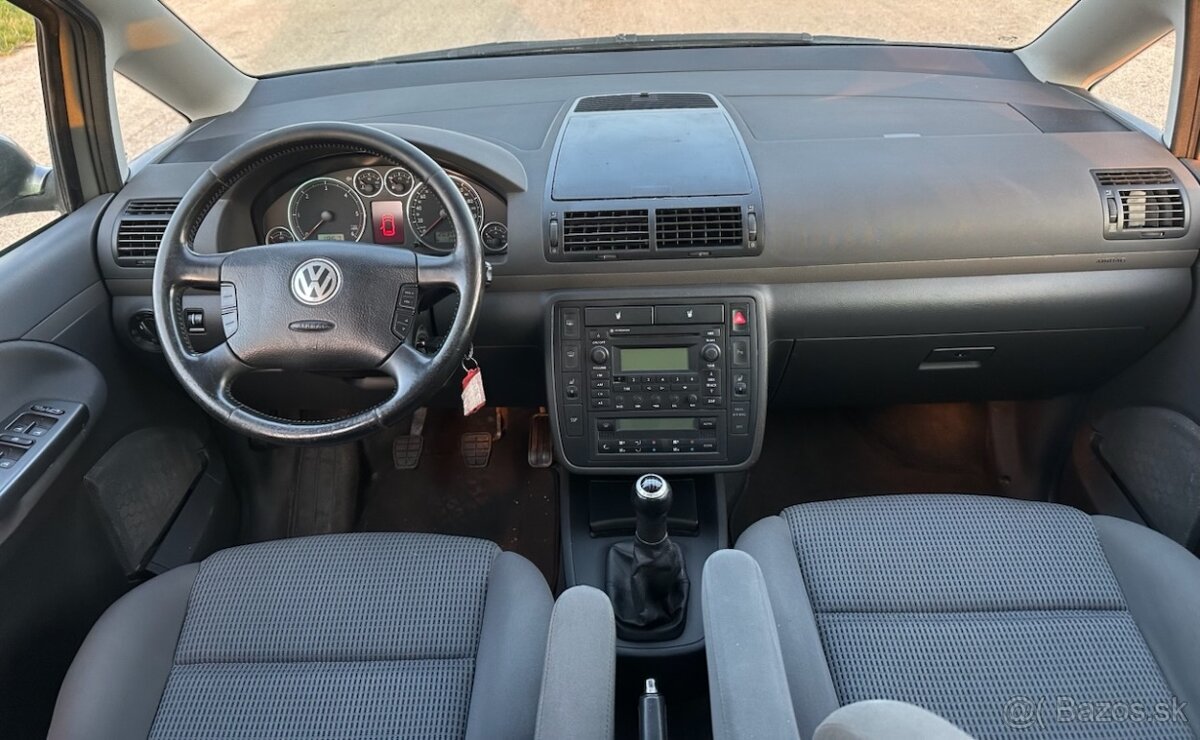 Volkswagen Sharan 1.9 TDI,Highline, 4x4, 85kW, 6/2010 - 9